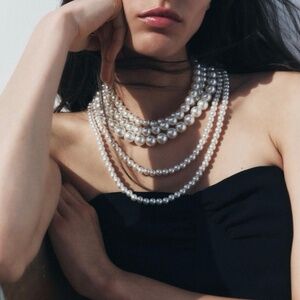 NWT & Duster Zara Multiple Strand Pearl Choker One Size